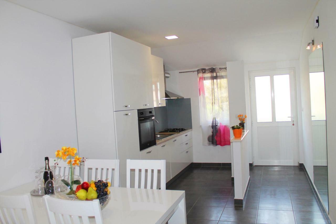 Malo Misto Apartment Dugi Rat Exterior foto